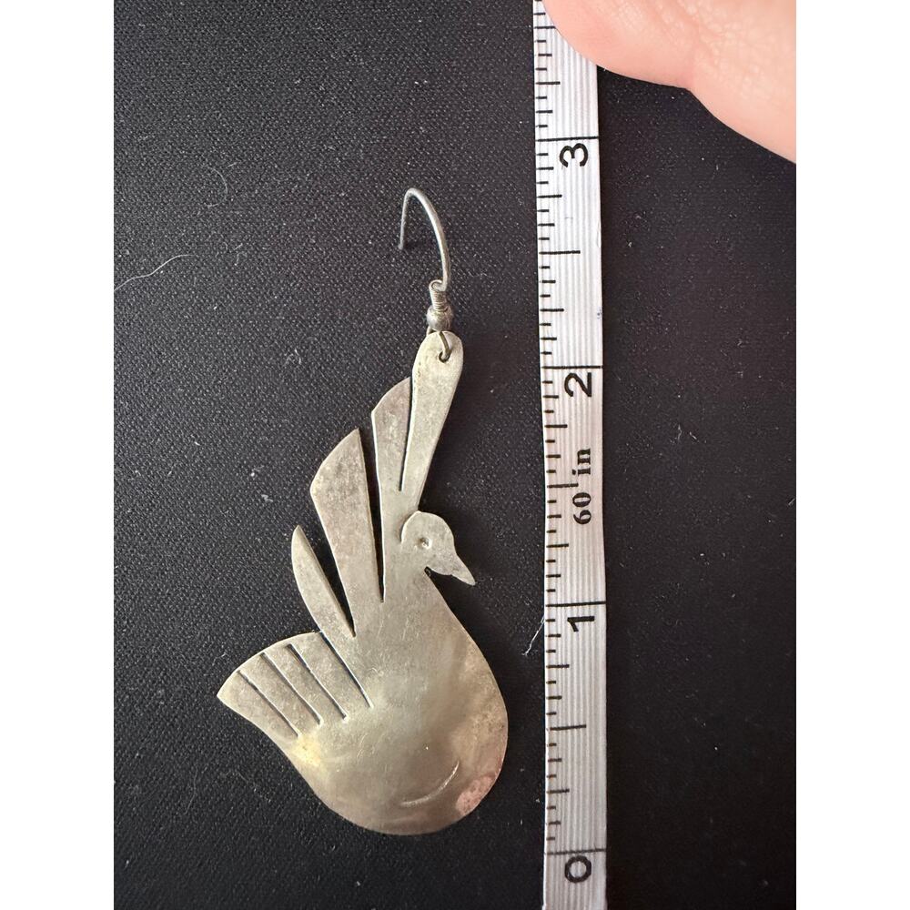 vintage silver tone dove bird southwest shepherds hook earrings whimsical - Picture 4 of 6